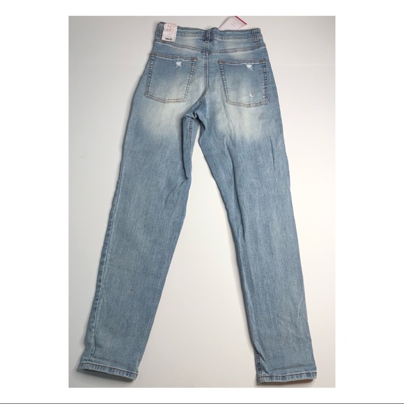 High Rise Mom Jeans - Picture 3 of 8